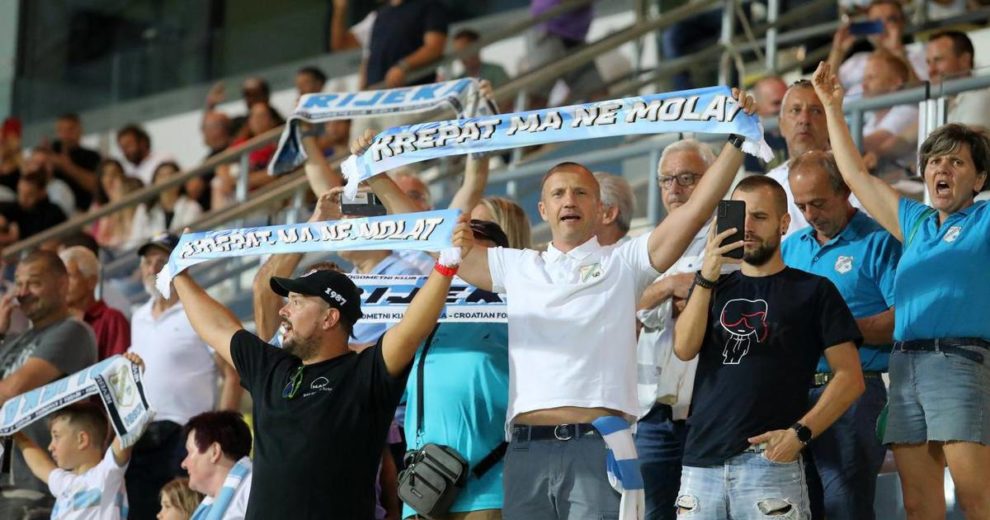 Sjajna riječka nogometna večer i navijačka pjesma... Napokon!