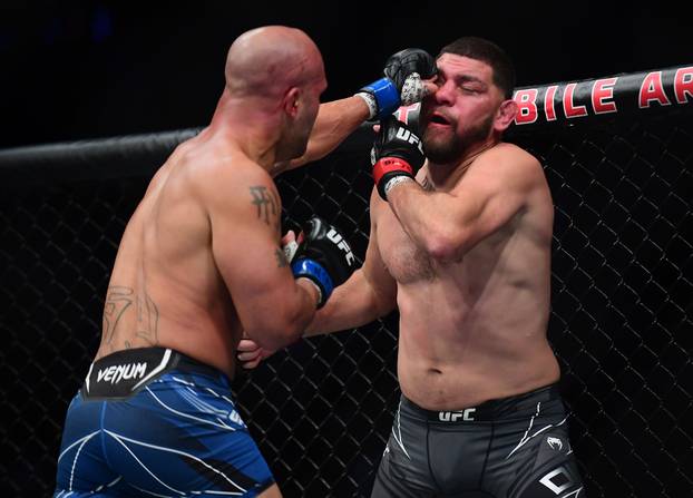 MMA: UFC 266-Diaz vs Lawler