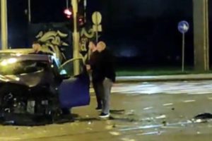 Krš u Dubravi: Sudarili se na okretištu, jedan vozač bio pijan