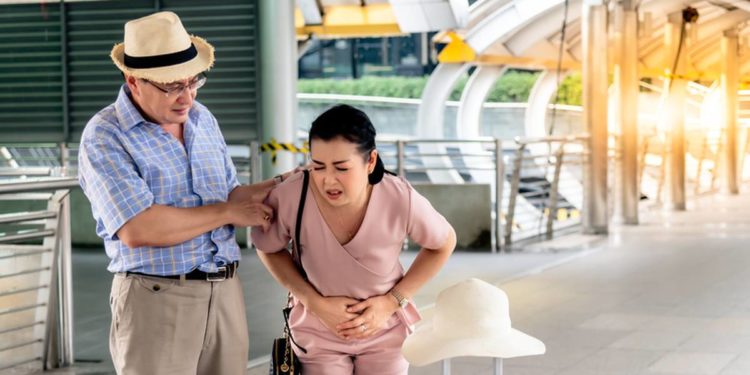 Kako spriječiti zatvor na putovanju?