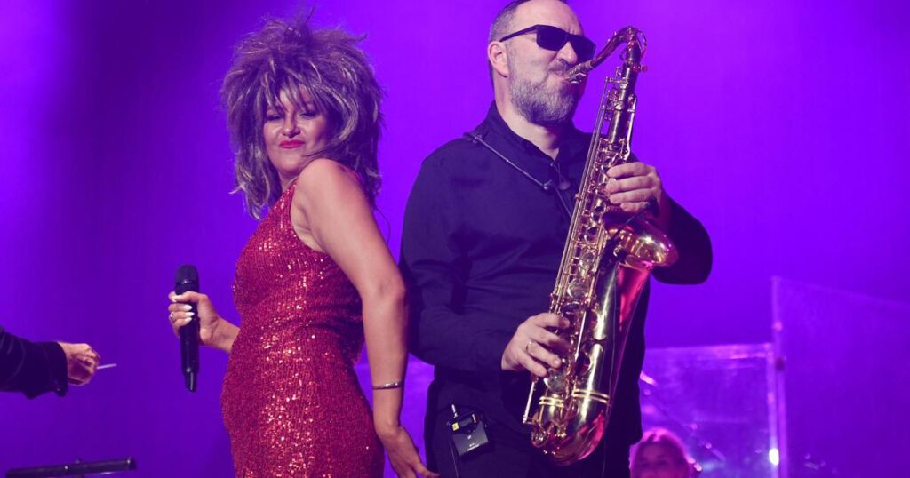 Spektakl u Lisinskom: Dino Jelusić i Julijana Vincan oduševili Zagreb izvedbama hitova Tine Turner