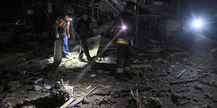 Golemi ruski napad: Kijev raketiran 5 sati, Poljska digla avione i zatvorila dva aerodroma