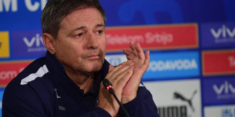 Srbi u potrazi za novim izbornikom, spominju se dva imena