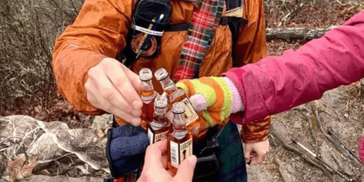 Možete li pronaći četvrtu osobu na ovoj optičkoj iluziji? Većina ljudi ne uspije!