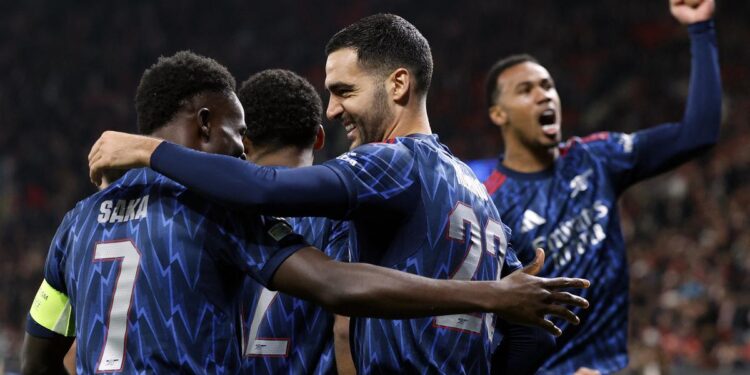 Arsenal uvjerljivo slavio u Pragu, Napoli remizirao s Eintrachtom Arsenal uvjerljivo slavio u Pragu, Napoli remizirao s Eintrachtom