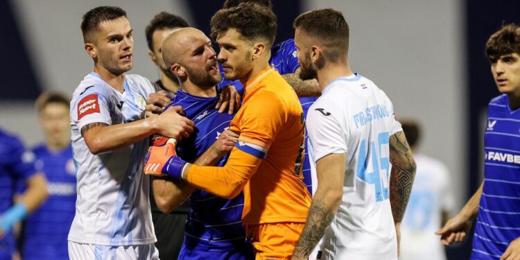 Bad Blue Boysi poslali priopćenje o sramotnom potezu i pljuvanju Mišića: Pročitajte što su poručili Bad Blue Boysi poslali priopćenje o sramotnom potezu i pljuvanju Mišića: Pročitajte što su poručili