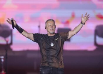 Thompson nastavlja turneju, otkrio je kada pjeva u Splitu