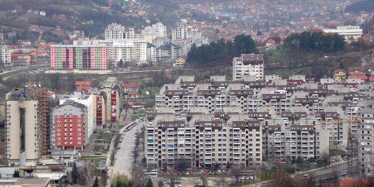 Drama u susjednoj državi: Stigle masovne prijetnje bombama, prekinuta nastava