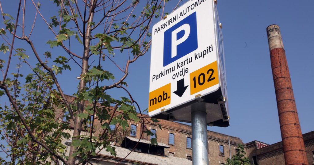 Središće i Zapruđe se ‘posvađali’ kojem kvartu pripada parking! Zašto? Jer se u jednom kvartu plaća, u drugom ne. Evo kako je završilo Središće i Zapruđe se ‘posvađali’ kojem kvartu pripada parking! Zašto? Jer se u jednom kvartu plaća, u drugom ne. Evo kako je završilo