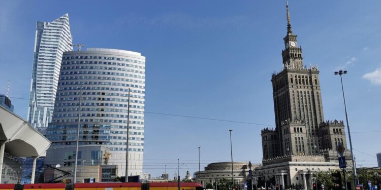 Kao feniks iz pepela: Dok zapad grca u krizi, oni su se prometnuli u najbrže rastuću ekonomiju Europe Kao feniks iz pepela: Dok zapad grca u krizi, oni su se prometnuli u najbrže rastuću ekonomiju Europe