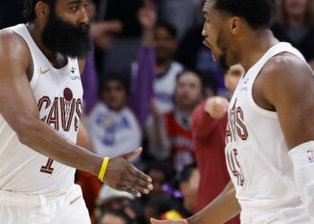 Cleveland potvrdio status favorita i na svom parketu stigao do prve pobjede